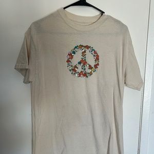 Medium women’s t shirt